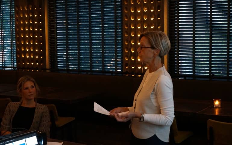 Foto van aanwezigen tijdens stakeholdersdiner